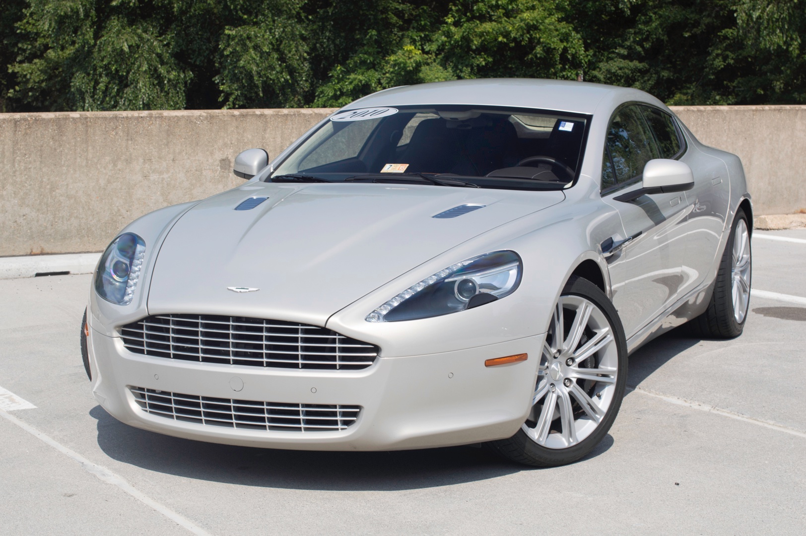 Aston Martin rapide 2010