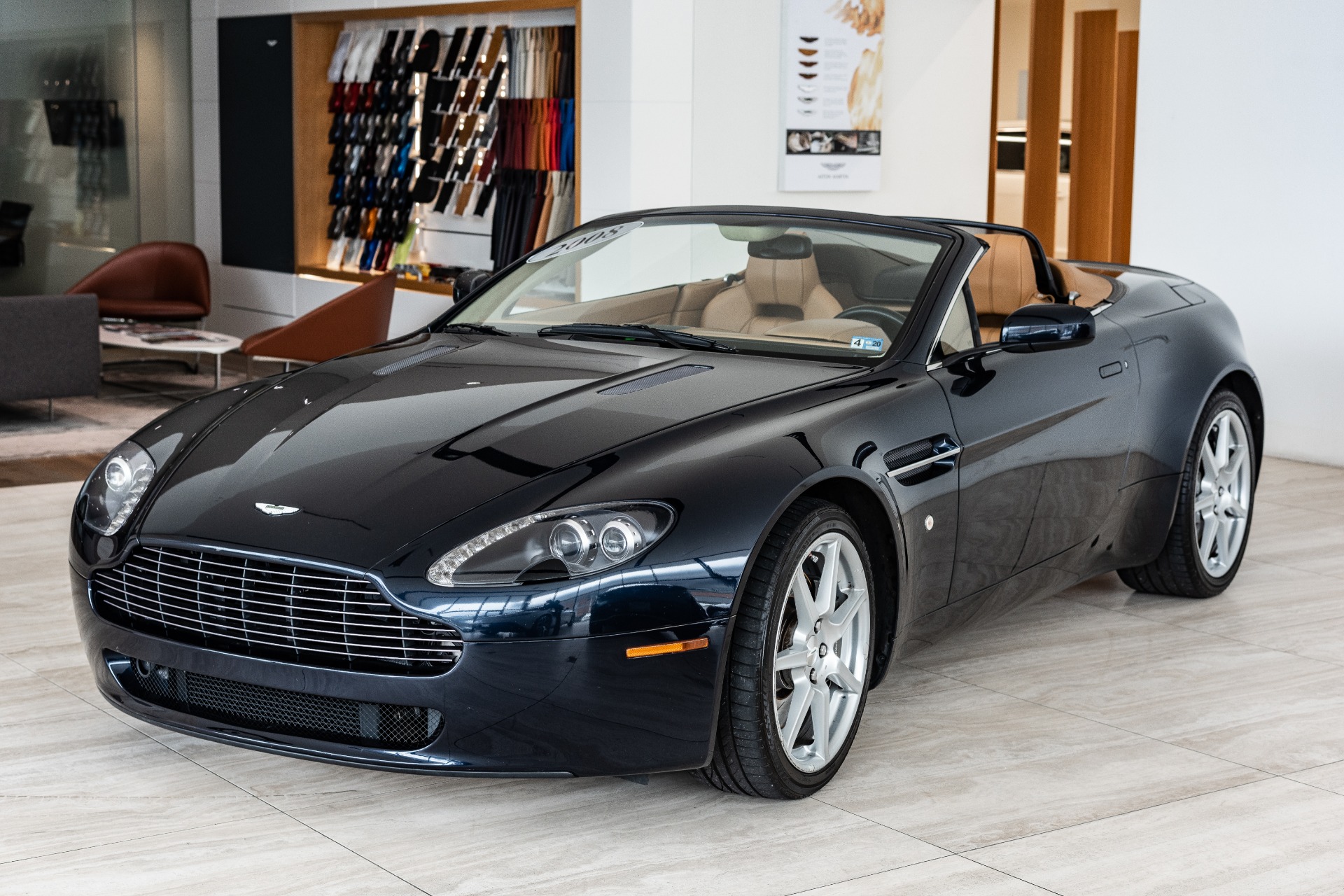 Aston Martin v8 Vantage 2008 кабриолет