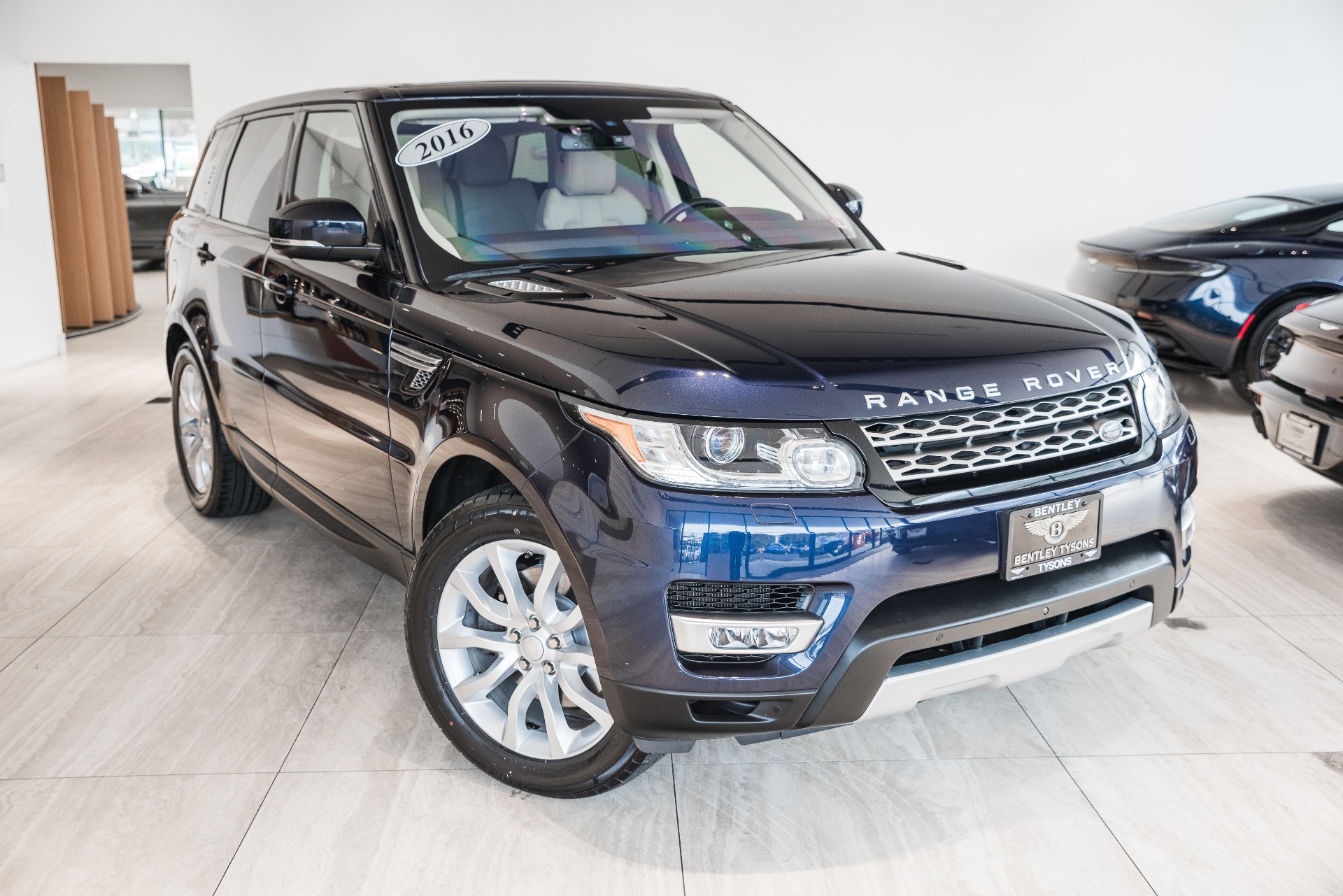 Used 2016 Land Rover Range Rover Sport HSE For Sale (Sold) Bentley  Washington DC Stock #P647478