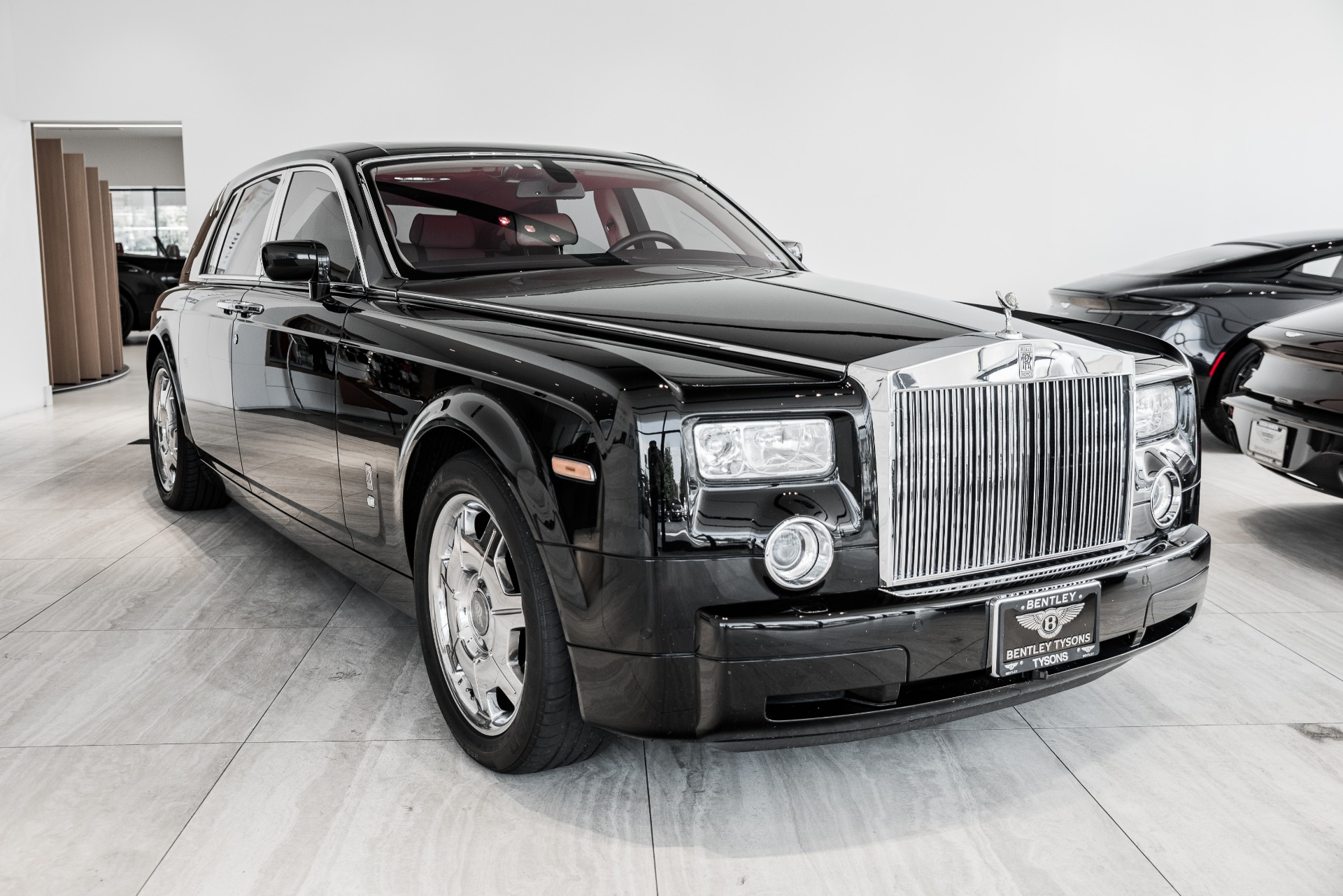 RollsRoyce Phantom VII 675 i V12 48V 460 Hp 2003 2004 2005 2006 2007  2008 2009 2010 2011 2012  thông số kỹ thuật đánh giá và giá lăn bánh  mới nhất  XEZii