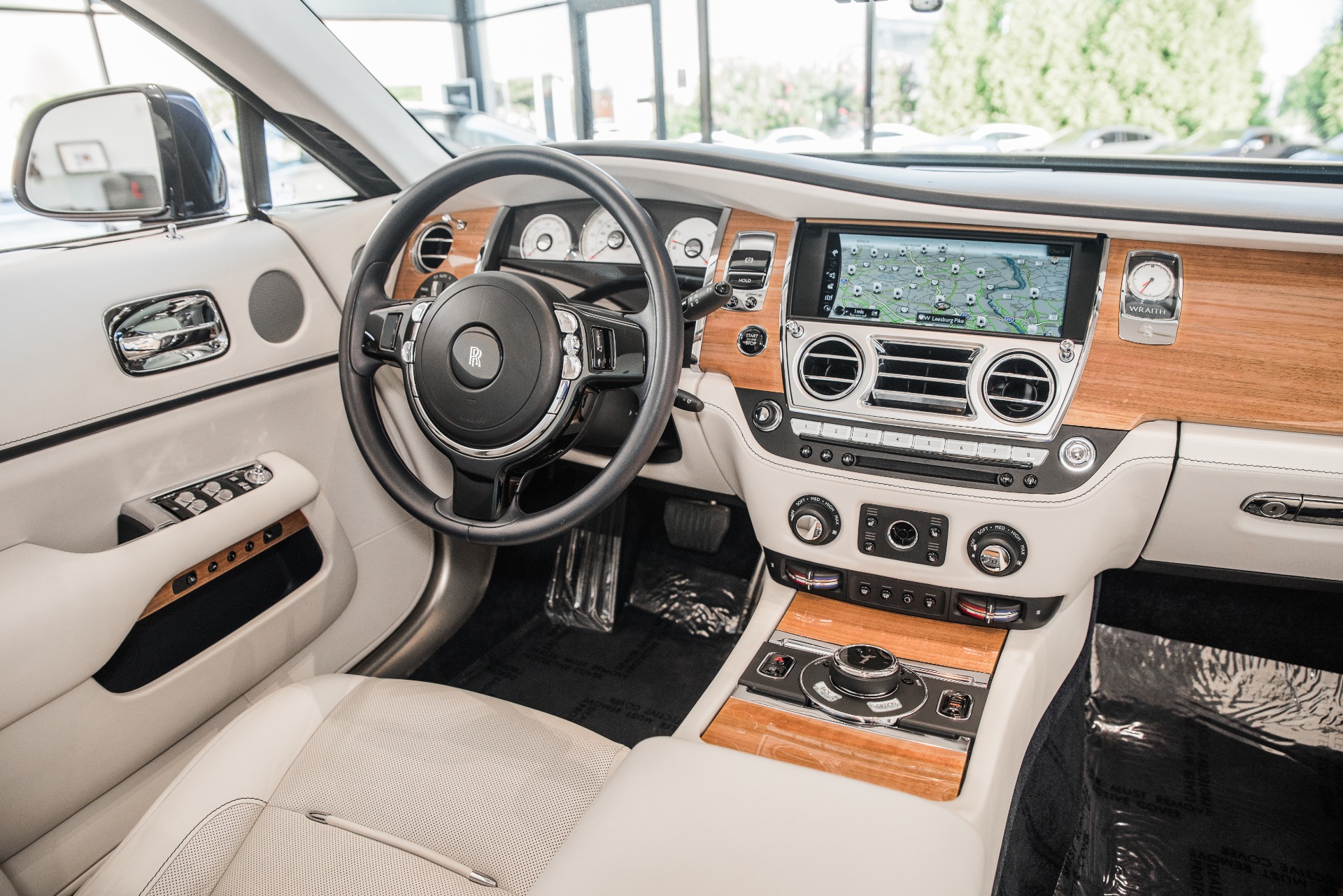RollsRoyce Wraith by Mansory 2020  Interior and Exterior Design   Engine V12 66 L 636 Ps 800 Nm Buy this car  httpshollmanninternational httpswwwinstagramcomhollmannint  Price 517 65000   By 0260 CARs  Facebook