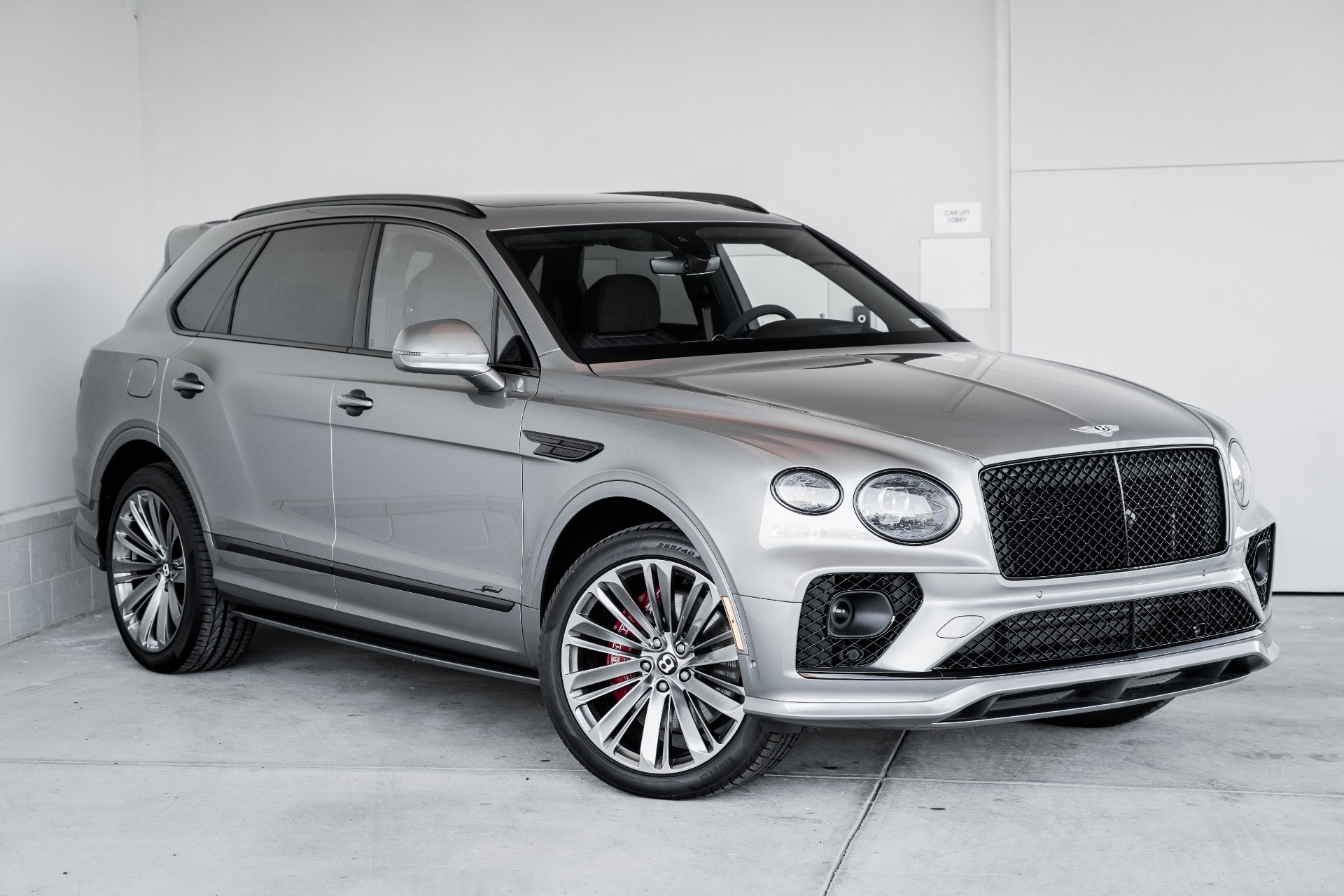 Bentley Bentayga w12