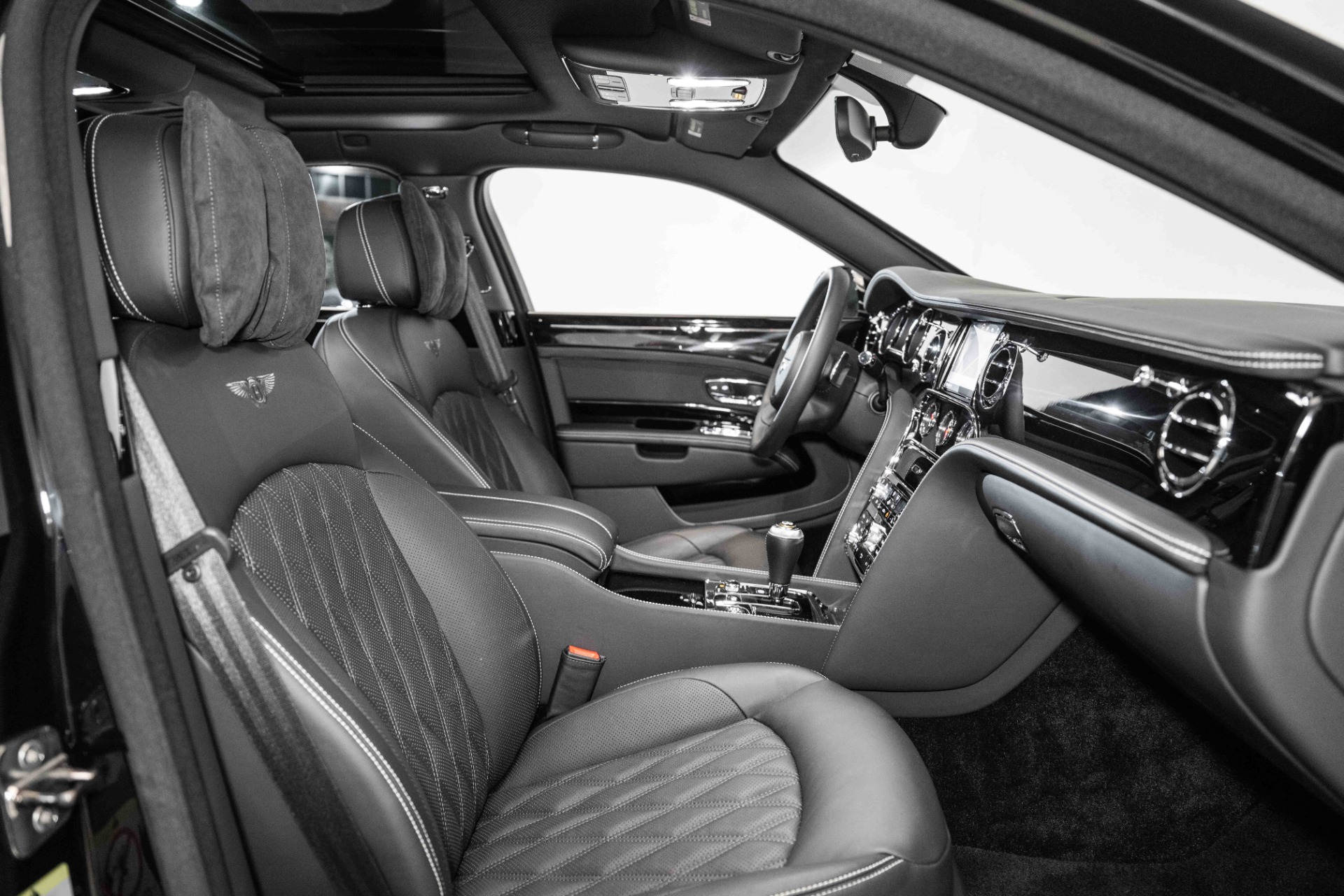 Certified 2019 Bentley Mulsanne Speed with VIN SCBBT7ZH8KC004349 for sale in Ashburn, VA