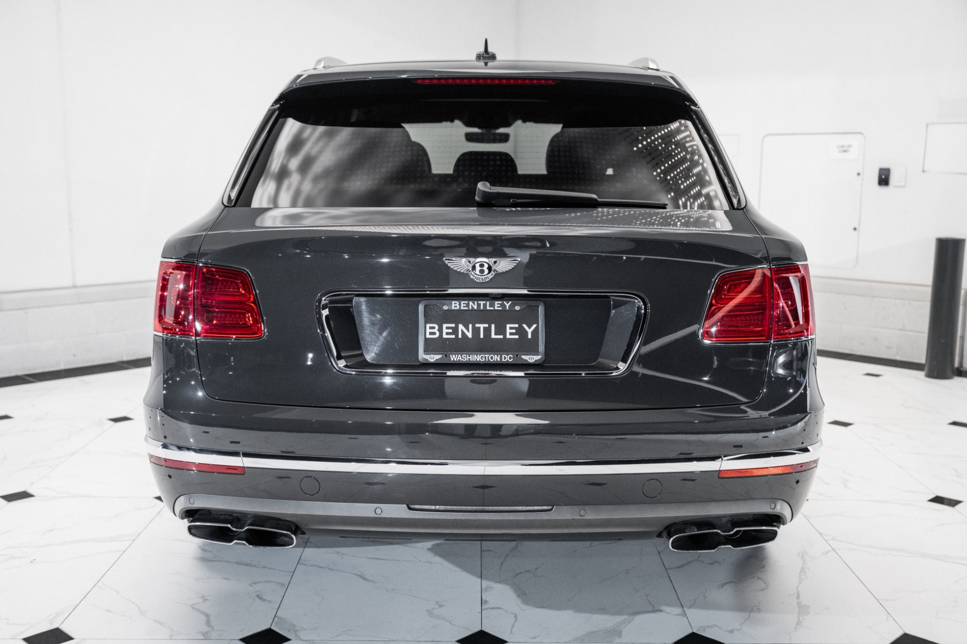 2019 Bentley Bentayga Base photo 10