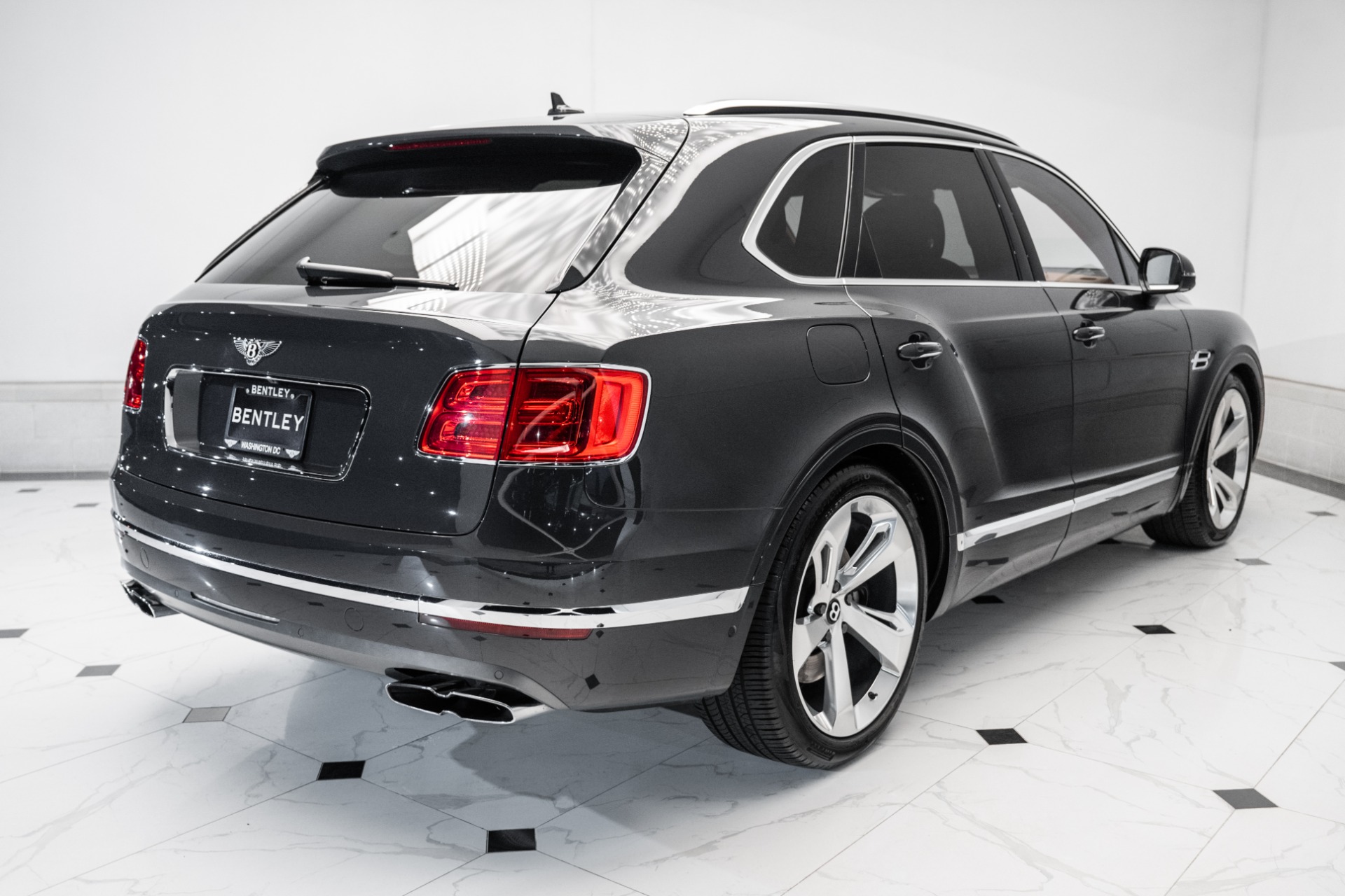 2019 Bentley Bentayga Base photo 11