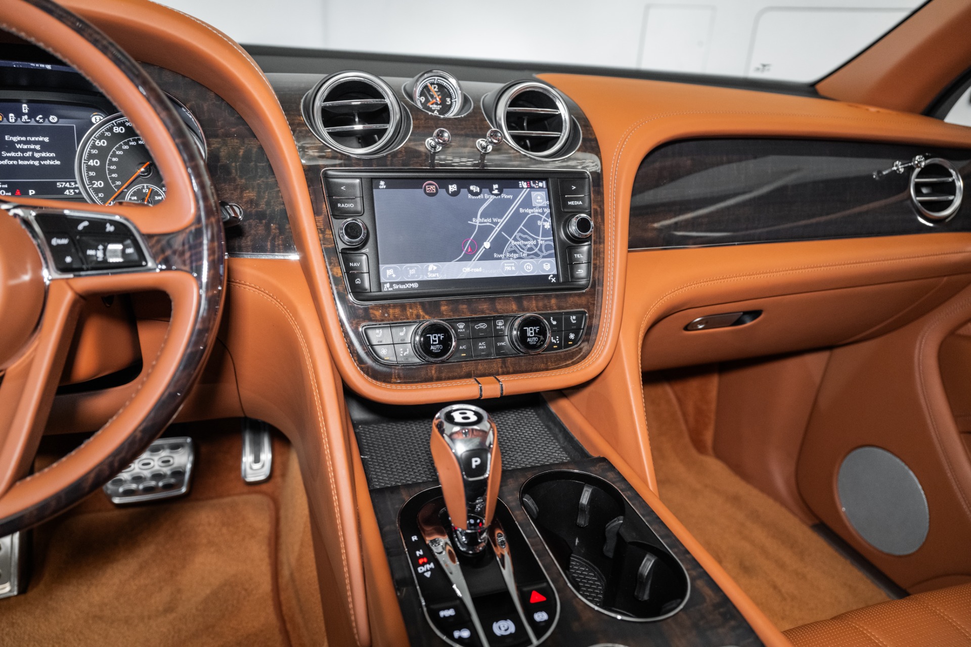 2019 Bentley Bentayga Base photo 32